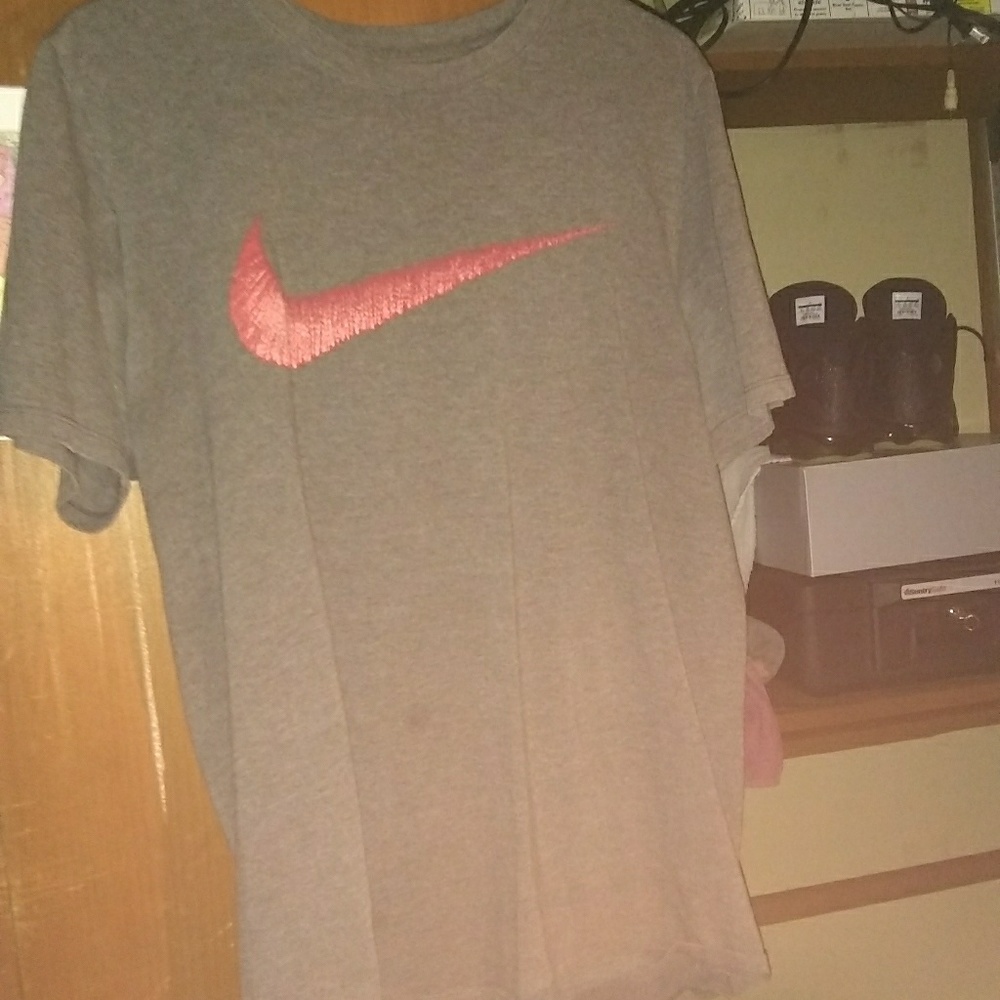 A t shirt
